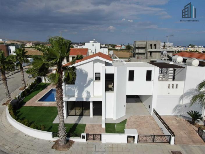 Image No.7-4 Bed Villa for sale