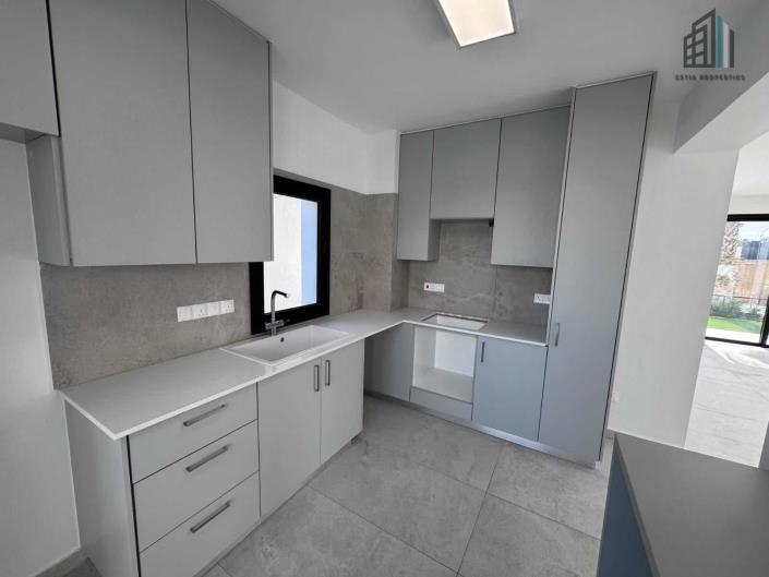 Image No.9-4 Bed Villa for sale