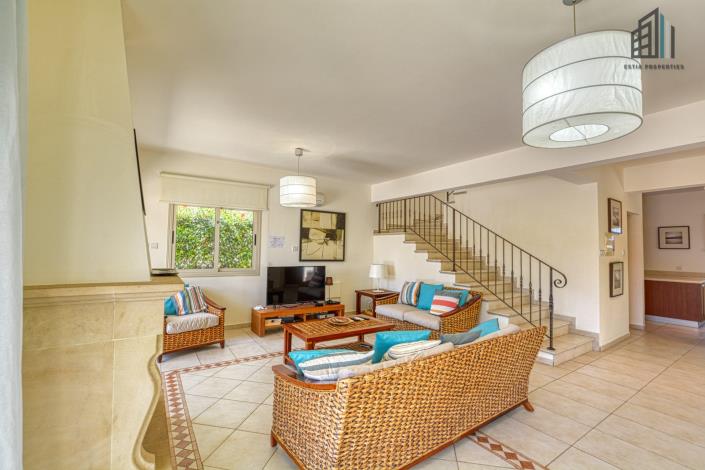 Image No.11-3 Bed Villa for sale