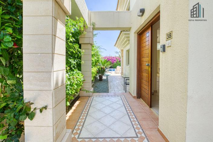 Image No.33-3 Bed Villa for sale