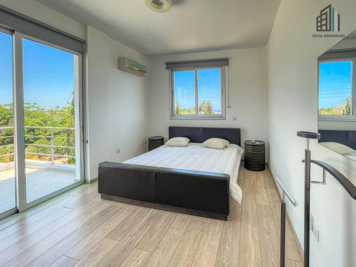 Image No.7-5 Bed Villa for sale