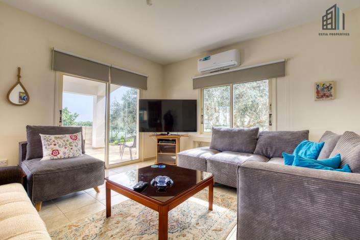 Image No.2-4 Bed Villa for sale