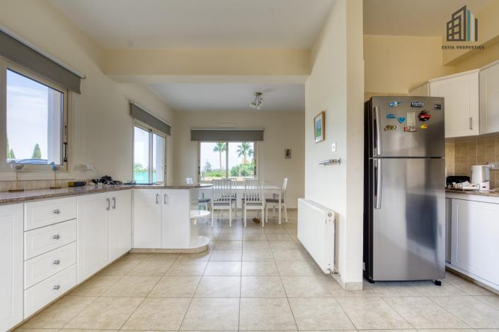 Image No.8-4 Bed Villa for sale