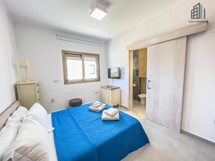 Image No.9-5 Bed Villa for sale