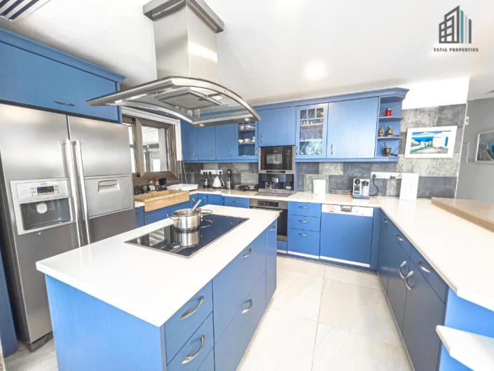 Image No.17-5 Bed Villa for sale