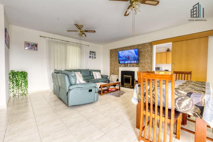 Image No.10-3 Bed Apartment for sale