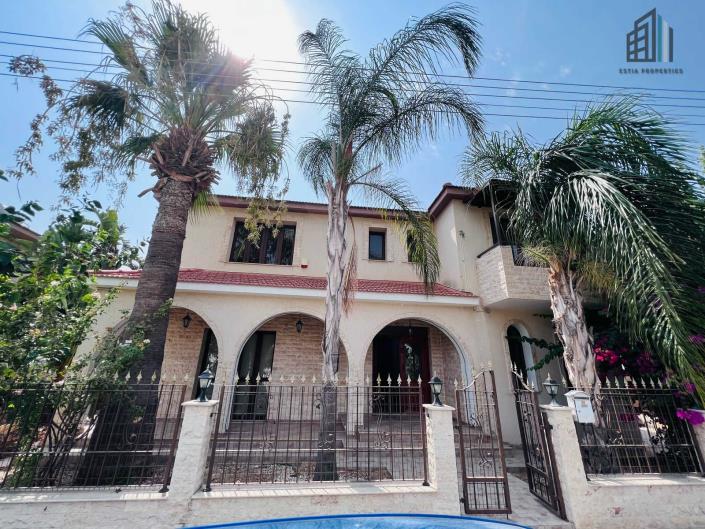 Image No.1-Villa for sale