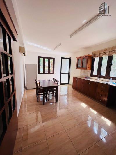 Image No.7-Villa for sale