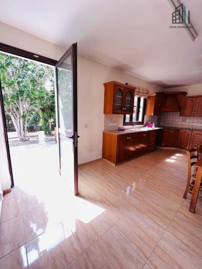 Image No.8-Villa for sale