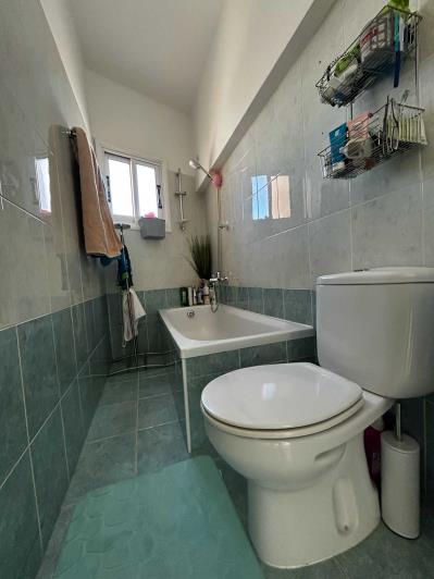 Image No.5-3 Bed Maisonette for sale