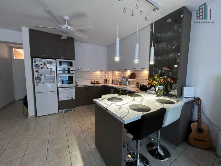 Image No.3-3 Bed Maisonette for sale