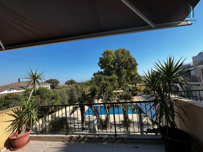 Image No.11-3 Bed Maisonette for sale