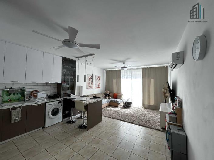 Image No.22-3 Bed Maisonette for sale