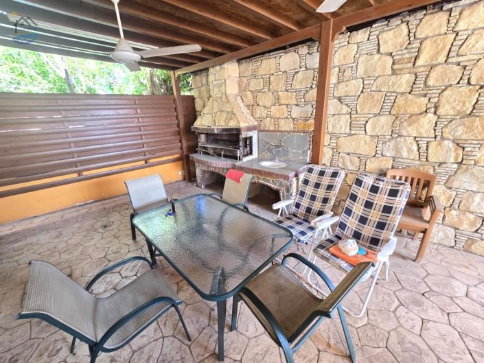 Image No.6-2 Bed House for sale