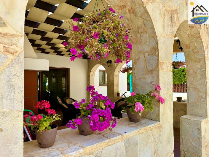 Image No.1-7 Bed House/Villa for sale