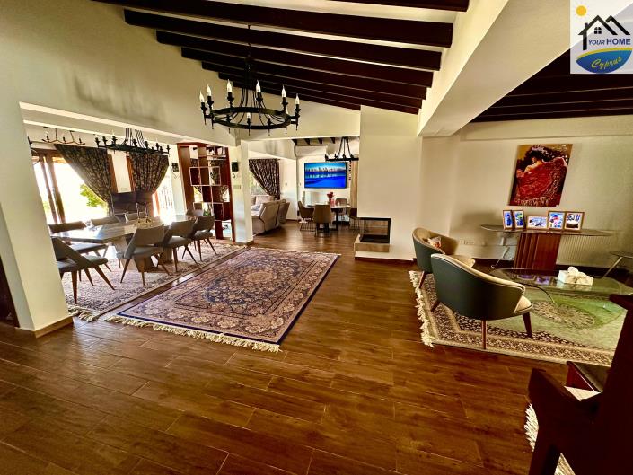 Image No.2-7 Bed House/Villa for sale