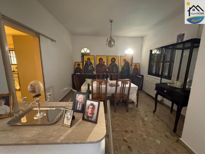 Image No.8-3 Bed House for sale