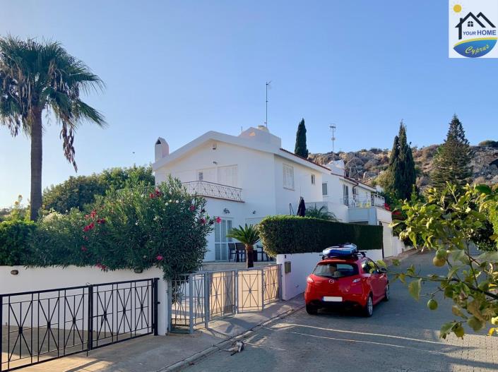 Image No.1-4 Bed Villa / Detached for sale