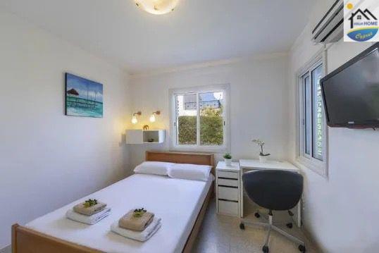 Image No.17-4 Bed Villa / Detached for sale