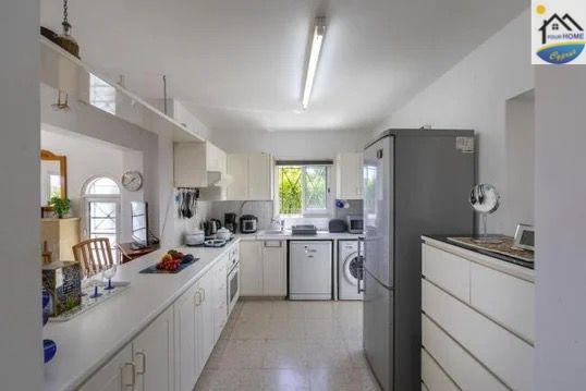 Image No.13-4 Bed Villa / Detached for sale