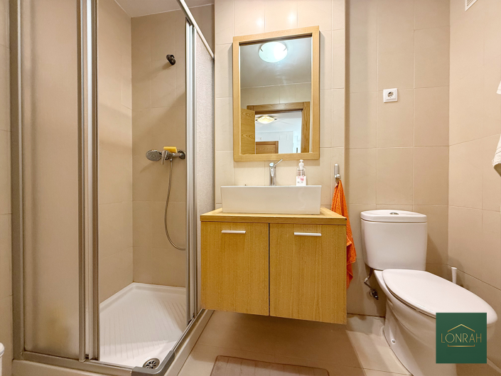 Image No.12-2 Bed Apartment for sale