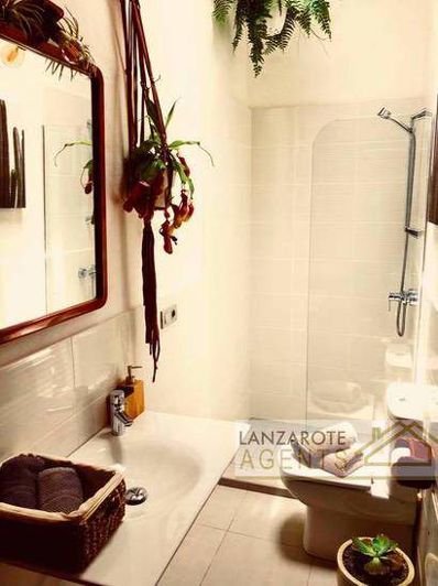 Image No.10-6 Bed Villa for sale