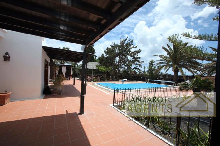 Image No.11-5 Bed Villa for sale