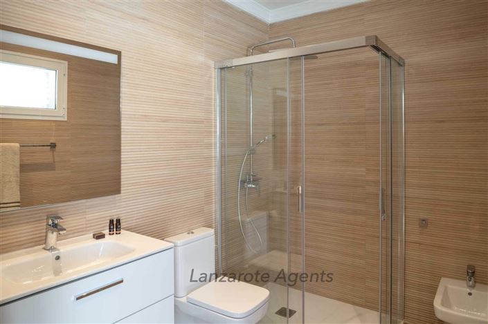 Image No.37-4 Bed Villa for sale