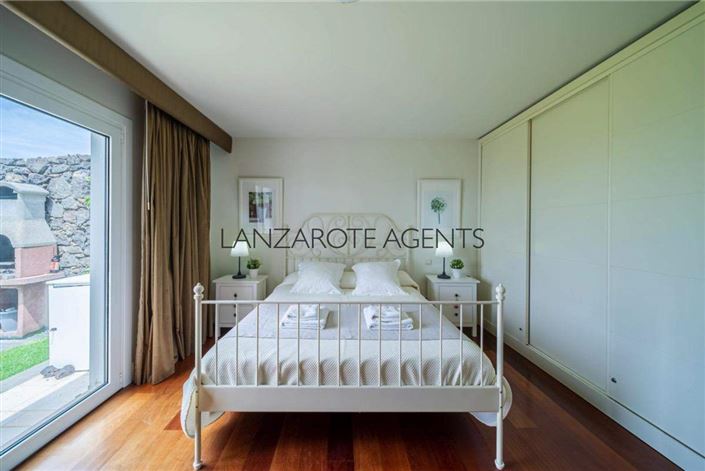 Image No.17-4 Bed Villa for sale