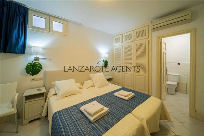 Image No.25-4 Bed Villa for sale