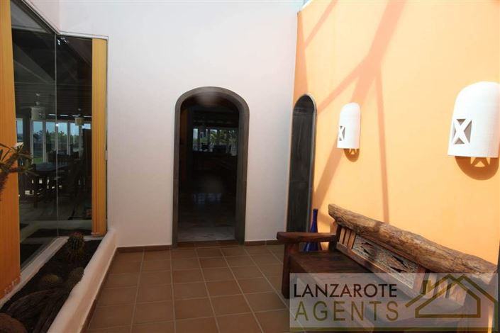 Image No.3-3 Bed Villa for sale