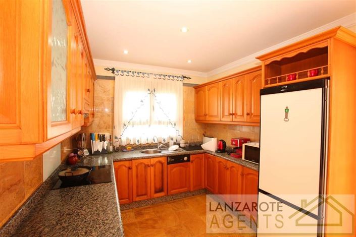 Image No.8-3 Bed Villa for sale