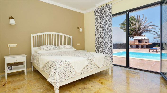 Image No.13-3 Bed Villa for sale