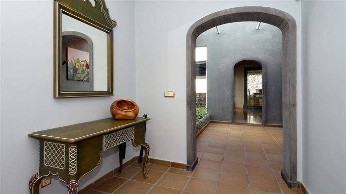 Image No.2-3 Bed Villa for sale