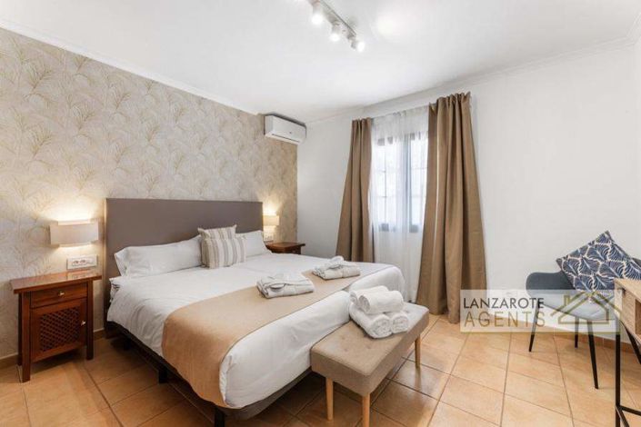 Image No.6-2 Bed Villa for sale