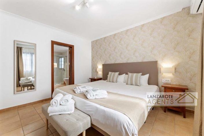 Image No.7-2 Bed Villa for sale