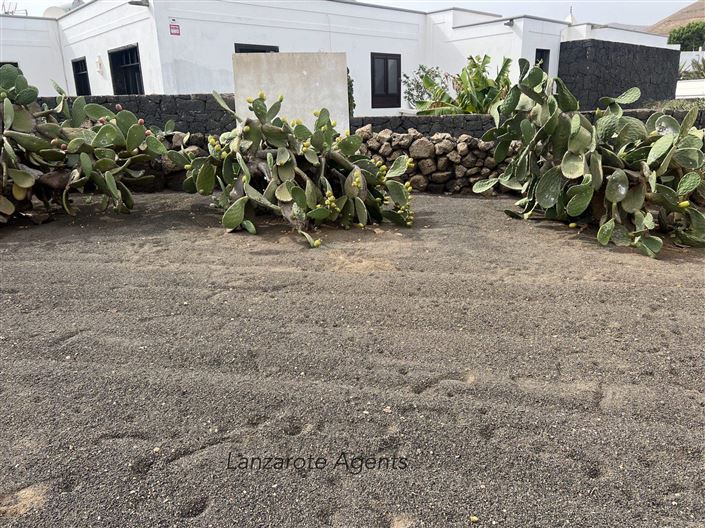 Image No.12-2 Bed Villa for sale