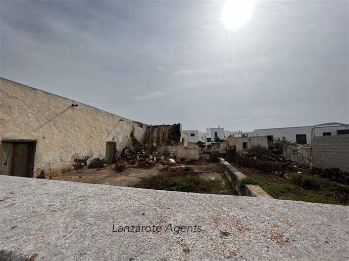 Image No.13-2 Bed Villa for sale