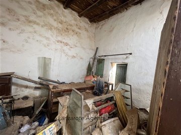 f14e07df-4f96-56b6-e478-5c90b67e81c6