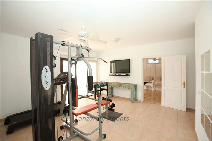 Image No.22-4 Bed Villa for sale