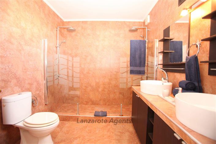 Image No.26-4 Bed Villa for sale