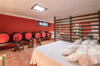 3bd36368-b51e-d45f-fdaa-6f0917642fc0