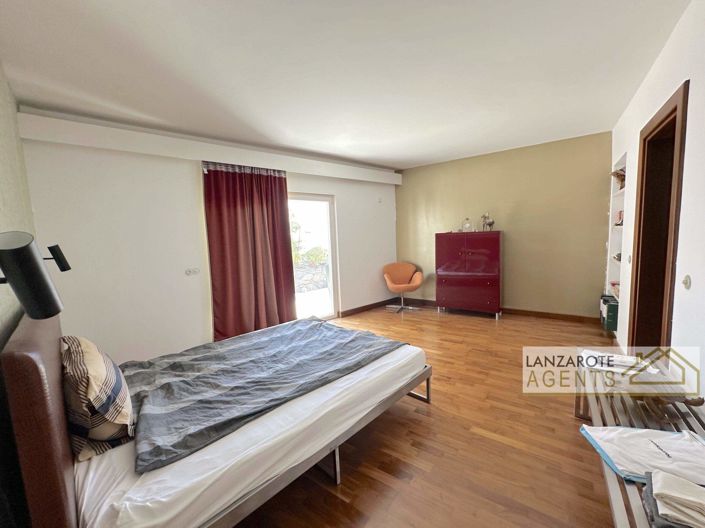 Image No.17-4 Bed Villa for sale