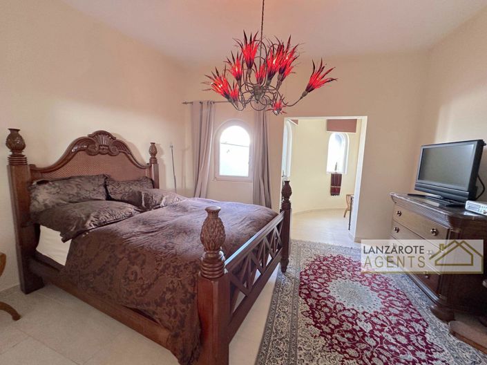 Image No.29-4 Bed Villa for sale