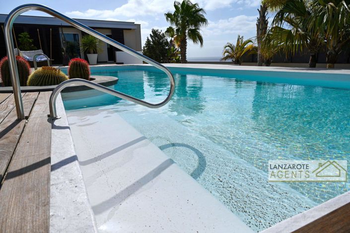 Image No.43-4 Bed Villa for sale