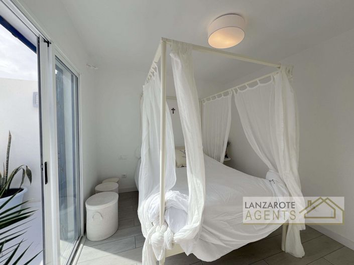 Image No.19-3 Bed Villa for sale