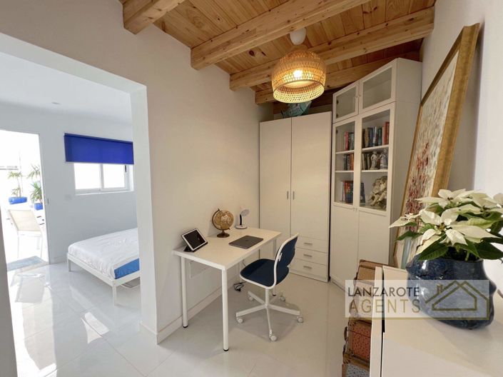 Image No.28-3 Bed Villa for sale