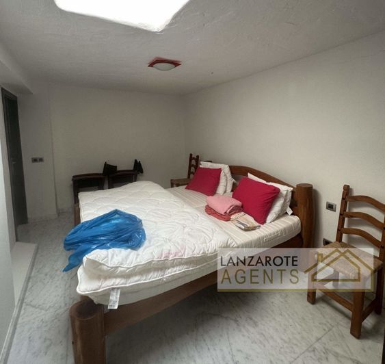 Image No.14-2 Bed Farmhouse for sale