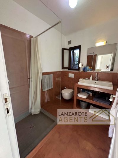 Image No.11-4 Bed Villa for sale