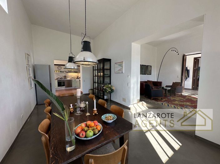 Image No.18-4 Bed Villa for sale